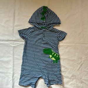 Carter’s shorts onesie